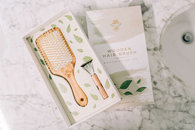 Wooden Hair Brush - Bundle shampoo
