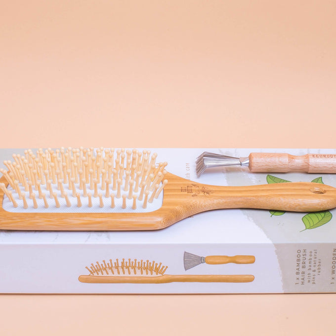 Wooden Hair Brush - Bundle shampoo