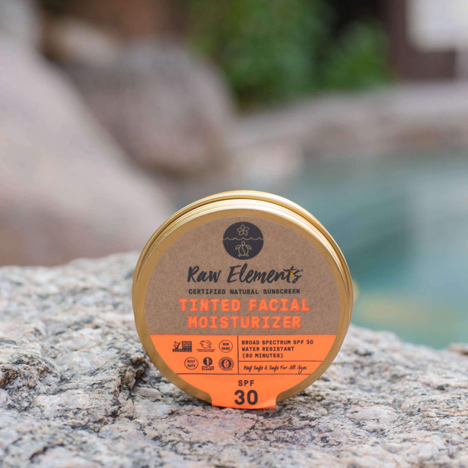 Hidratante facial con color SPF 30+ Reef Safe & Plastic-Free