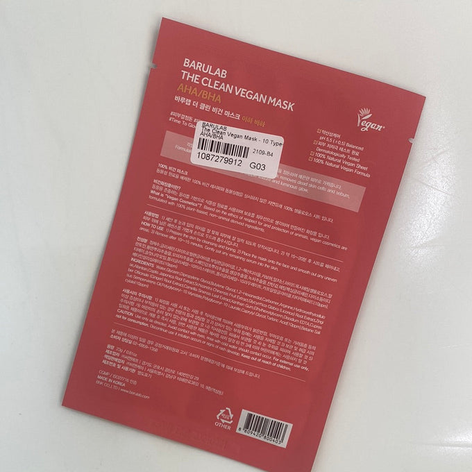 The clean Vegan Mask in AHA/BHA - Asian Beauty Essentials